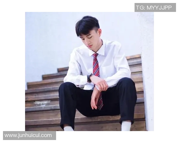 男神头像与足球明星的完美结合展现魅力与风采的视觉盛宴