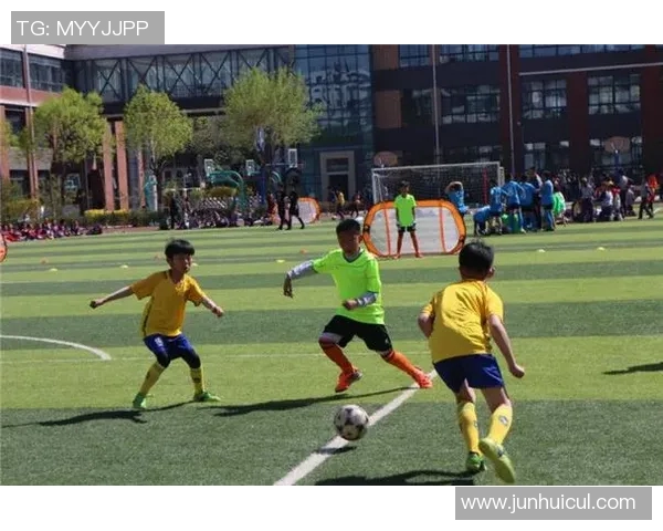 璀璨足球明星海报挂画点亮你的空间展现运动激情与风采