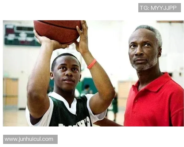 篮球新手必看：轻松掌握基础技巧与训练方法的全面指南